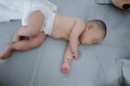 朝阳孕妇显怀早的原因